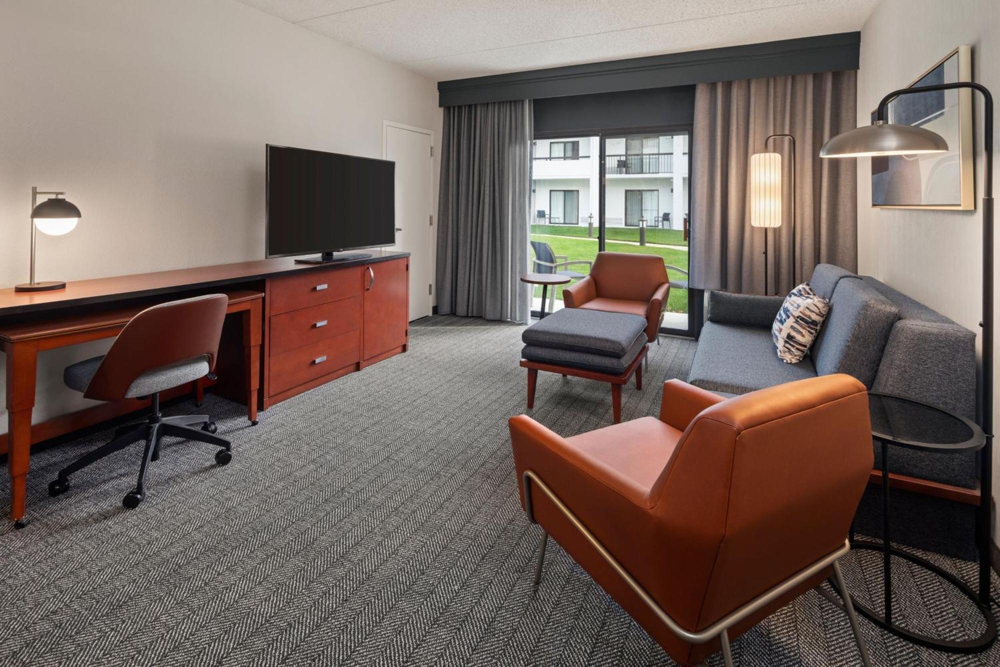 Hotel Courtyard By Marriott Chicago Waukegan / Gurnee Exterior foto