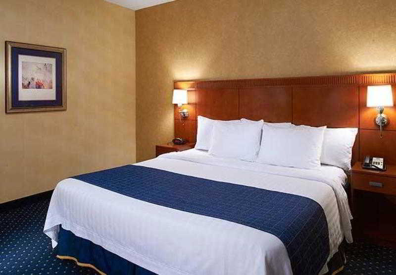 Hotel Courtyard By Marriott Chicago Waukegan / Gurnee Zimmer foto