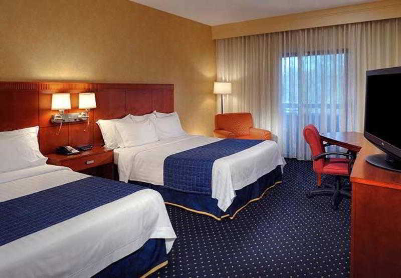 Hotel Courtyard By Marriott Chicago Waukegan / Gurnee Zimmer foto